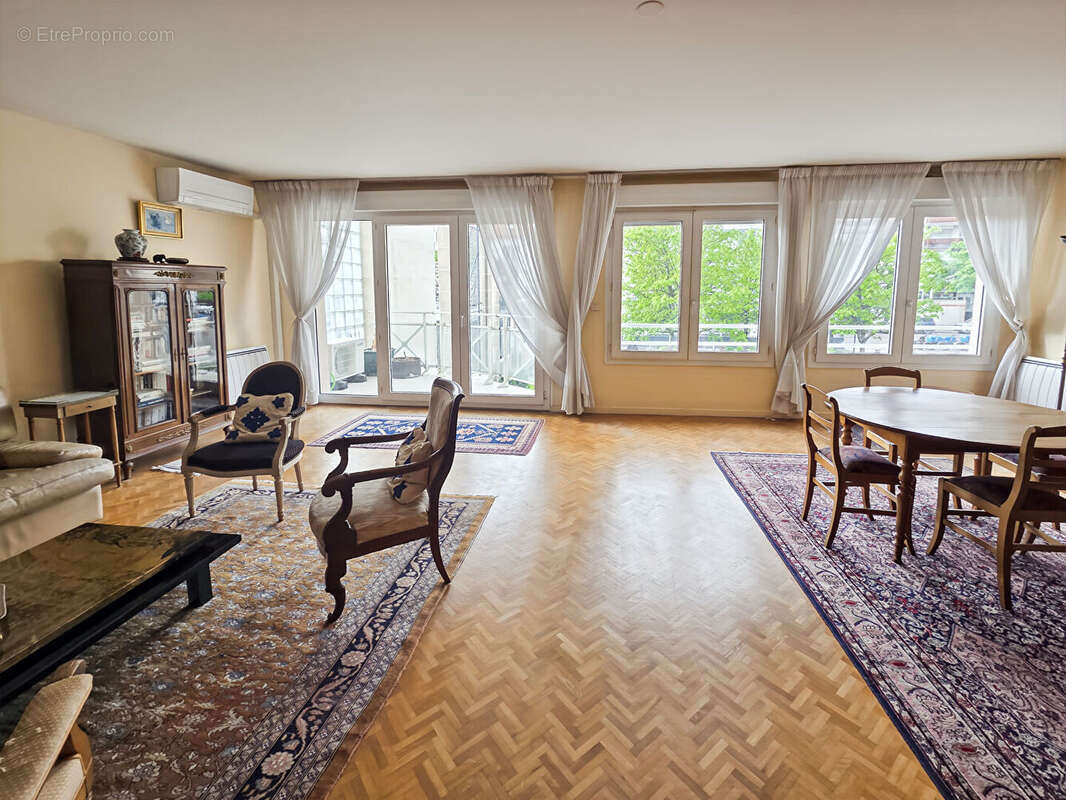 Appartement à SCEAUX