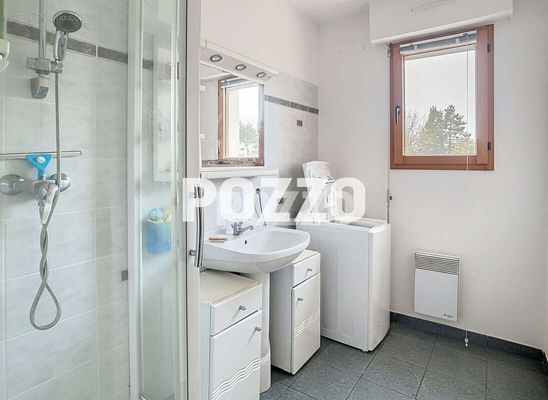 Appartement à SAINT-VAAST-LA-HOUGUE