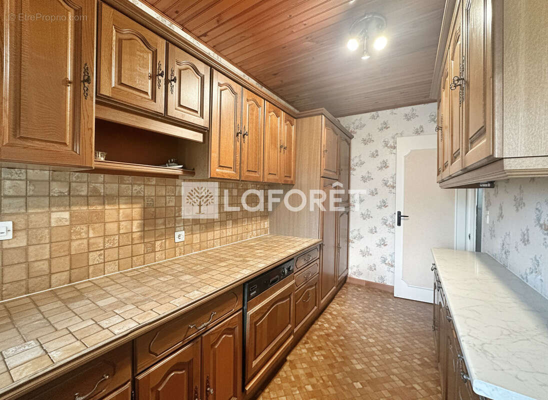 Appartement à CORBEIL-ESSONNES