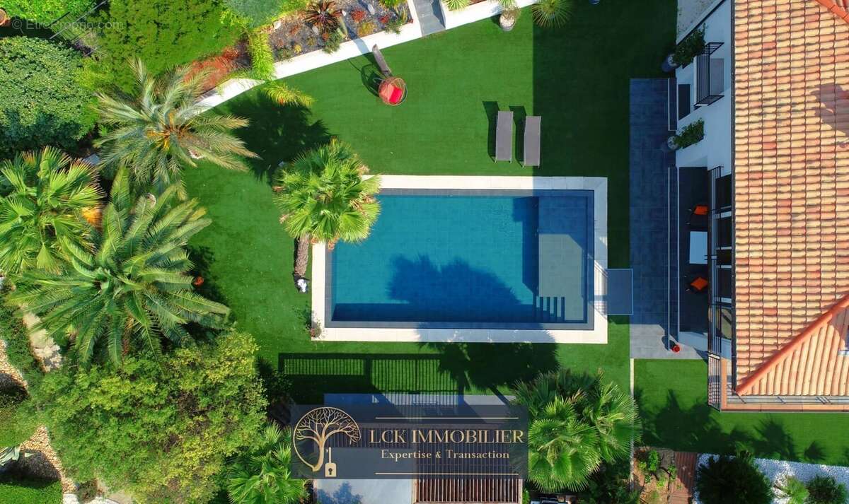 Maison à FREJUS