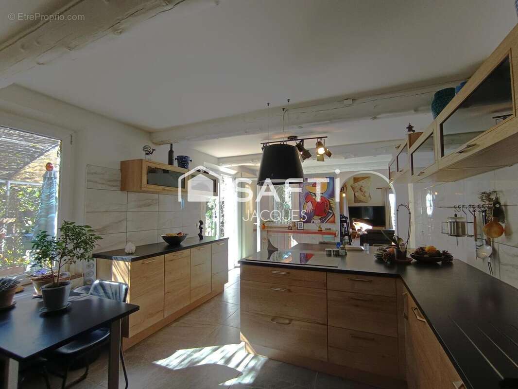 Maison 127 m² à Brouzet-Les-Ales  - photo 8