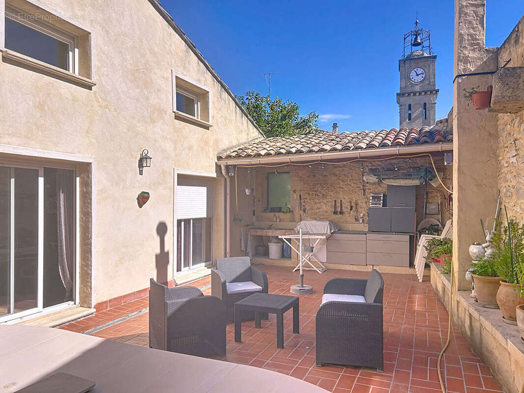 Maison à SAINT-BONNET-DU-GARD