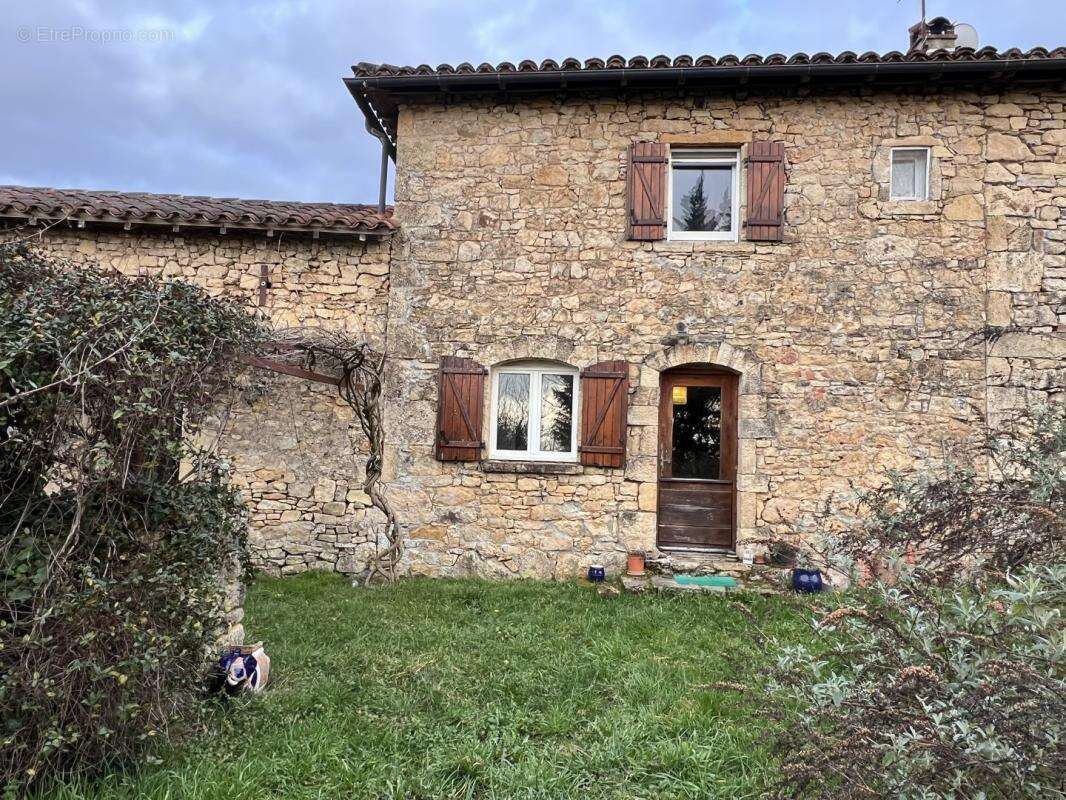 Maison à LENTILLAC-SAINT-BLAISE