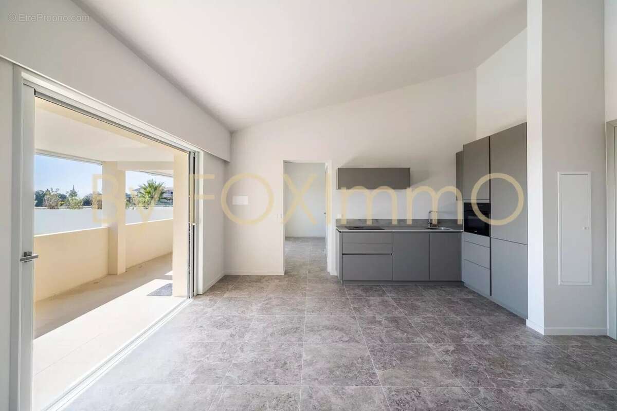 Maison à CAGNES-SUR-MER