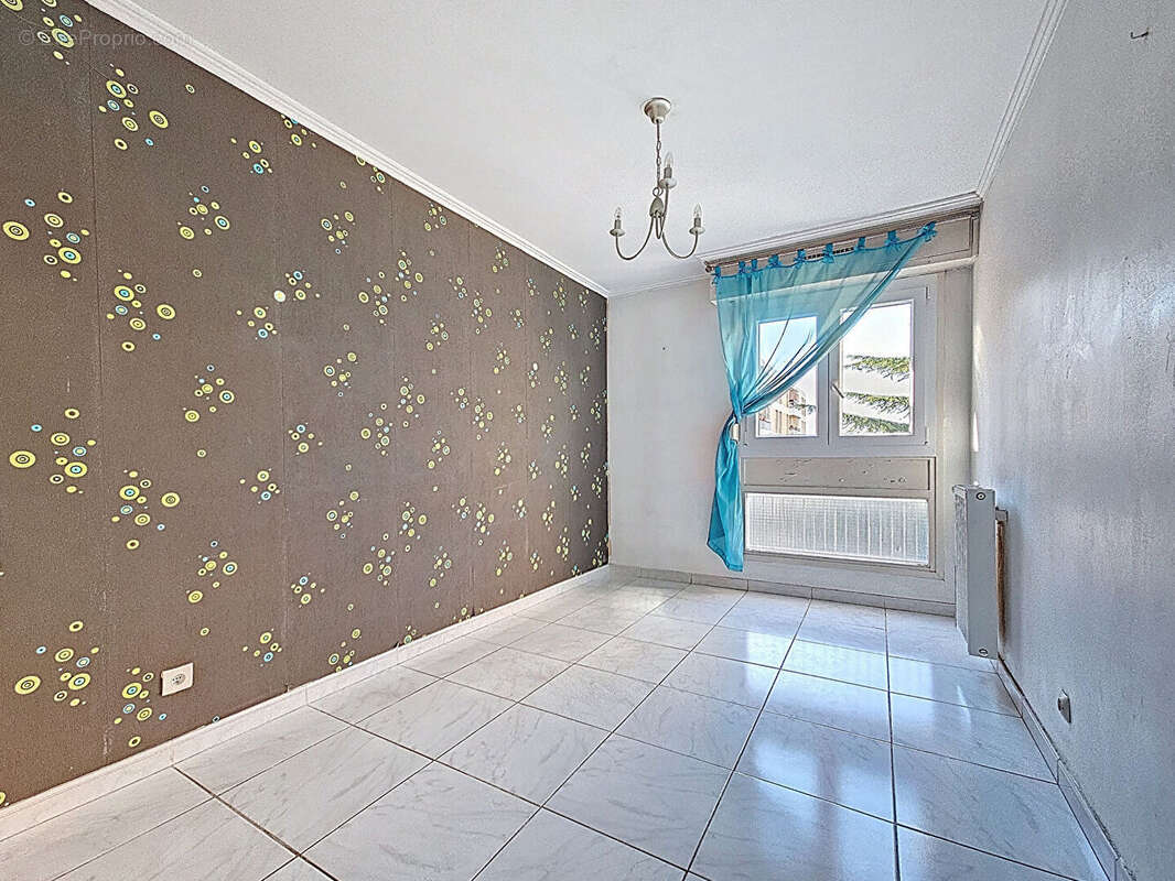 Appartement à MARSEILLE-12E