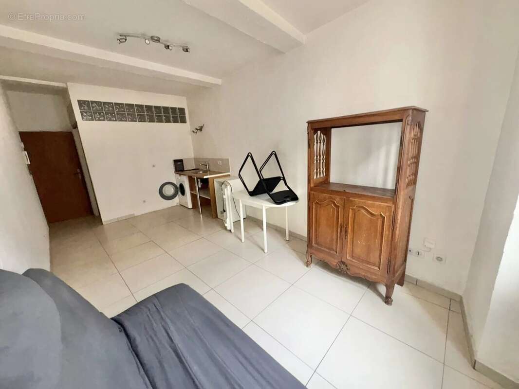 Appartement à LE MUY