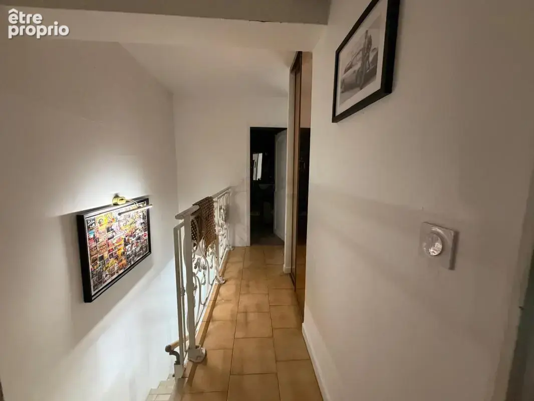 Maison 5 pièces 143 m² à vendre à Castagniers (06670) - photo 8