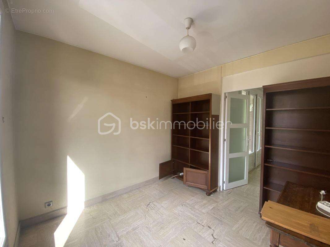 Appartement T4 situé dans un environnement calme et agréable, à proximité du centre-ville de Aix en Provence - photo 18
