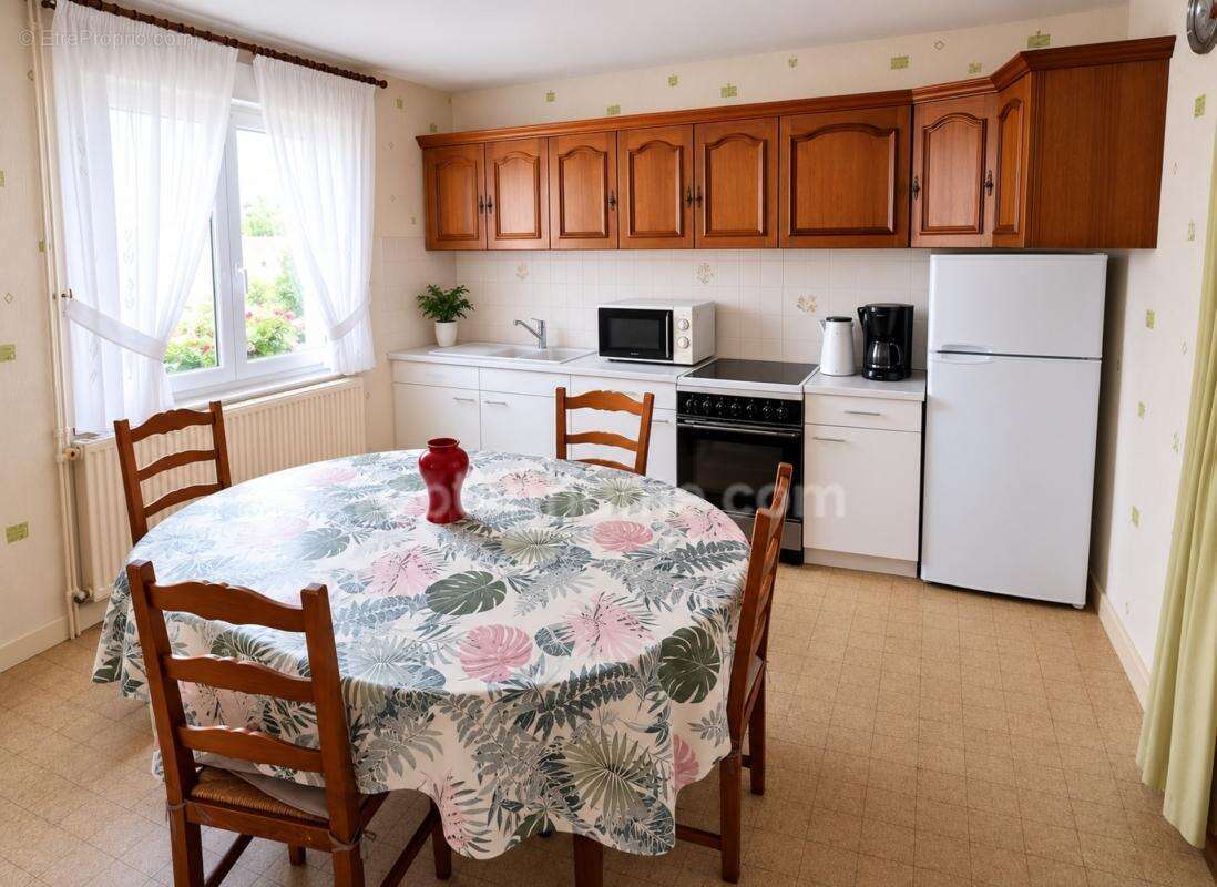 Charmante maison familiale avec terrain et garage - Etain - photo 2