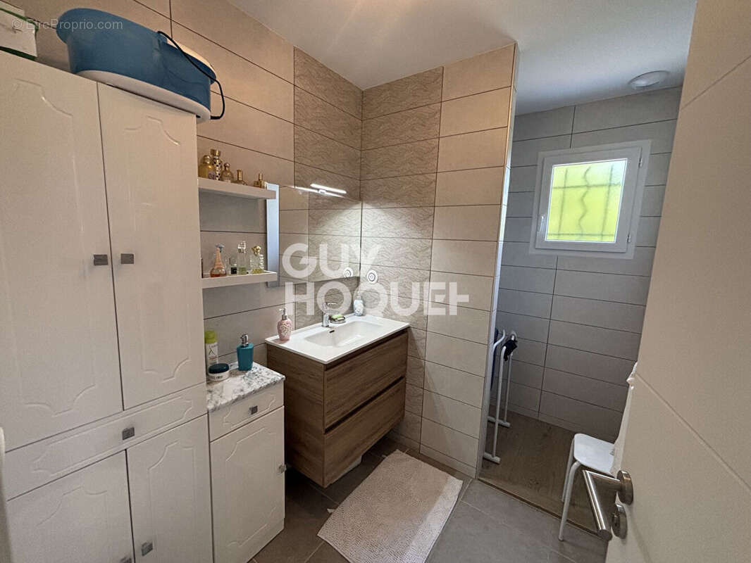 À vendre à Pradons : maison neuve 86 m², prestations de qualité et terrain constructible - photo 8