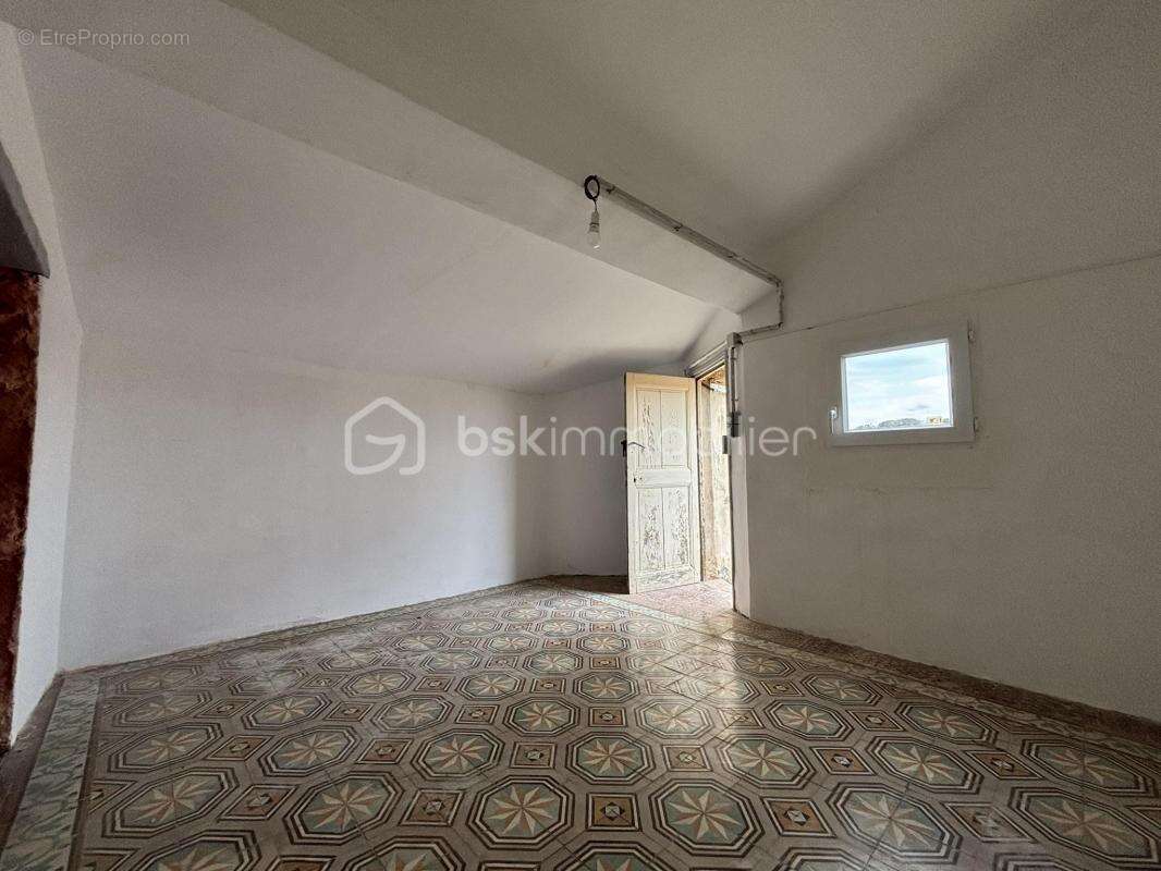 Maison à CORNEILLA-LA-RIVIERE