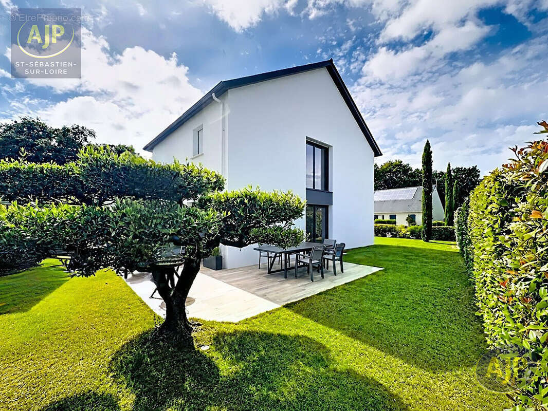 Maison Orvault Bourg,152 m², 5 Chambres, - photo 7
