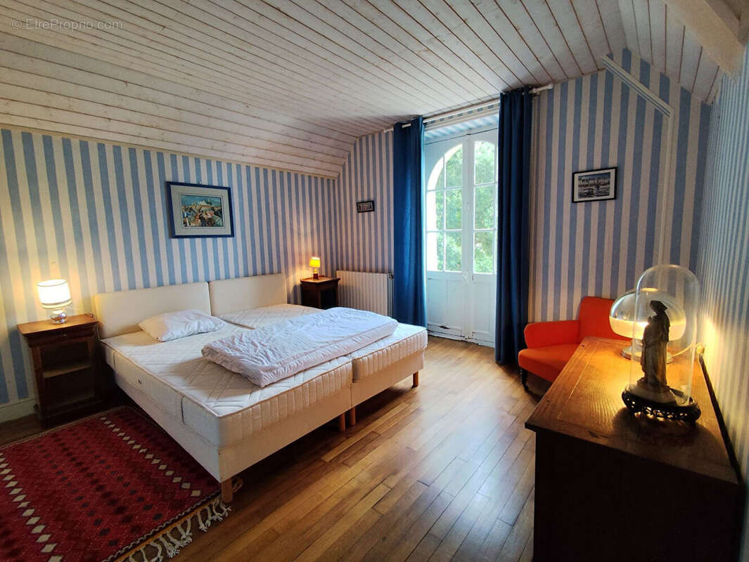 Maison à COMBRIT