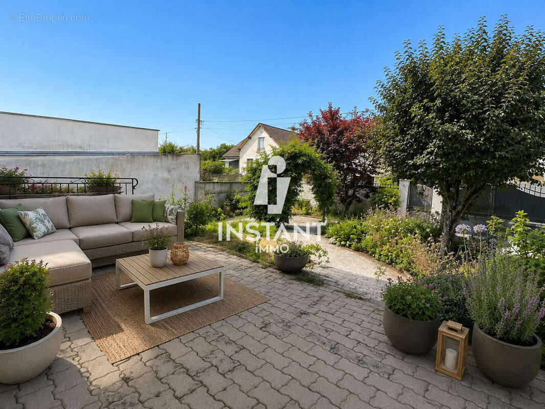 Maison 162 m² à Tournan-En-Brie  - photo 2