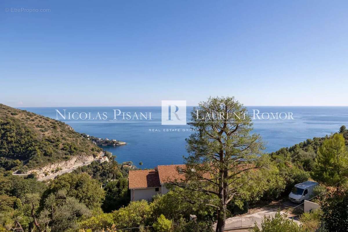 Appartement à EZE