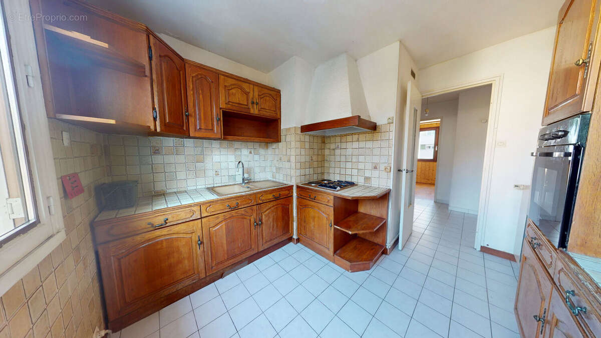 Appartement 3 pièces 53 m2 - Copropriété Ravalée / Isolée - Bajatière / Grenoble / SAINT MARTIN D'HERES - photo 14