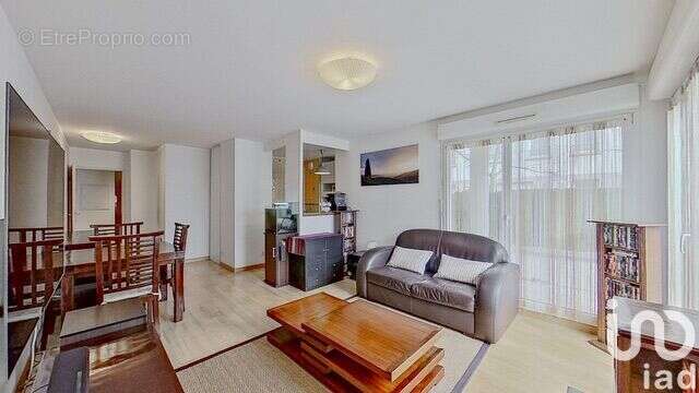 Photo 2 - Appartement à JUVISY-SUR-ORGE