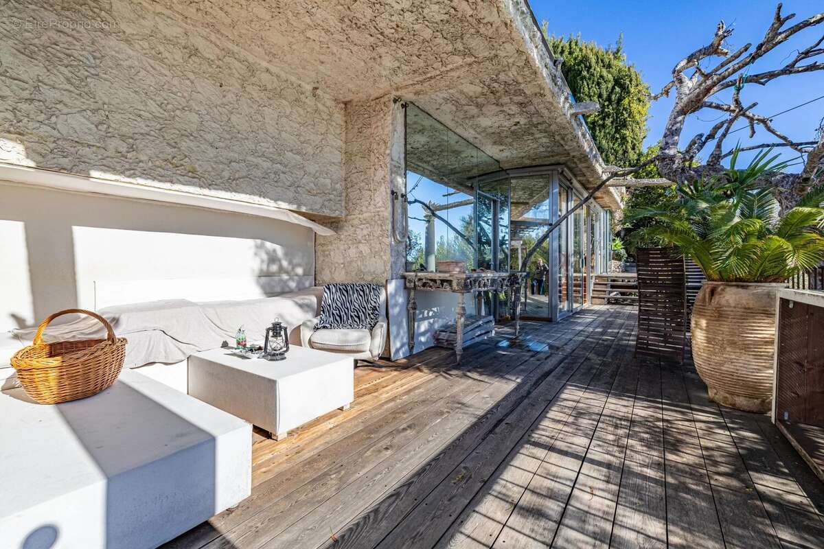 Appartement à VILLEFRANCHE-SUR-MER