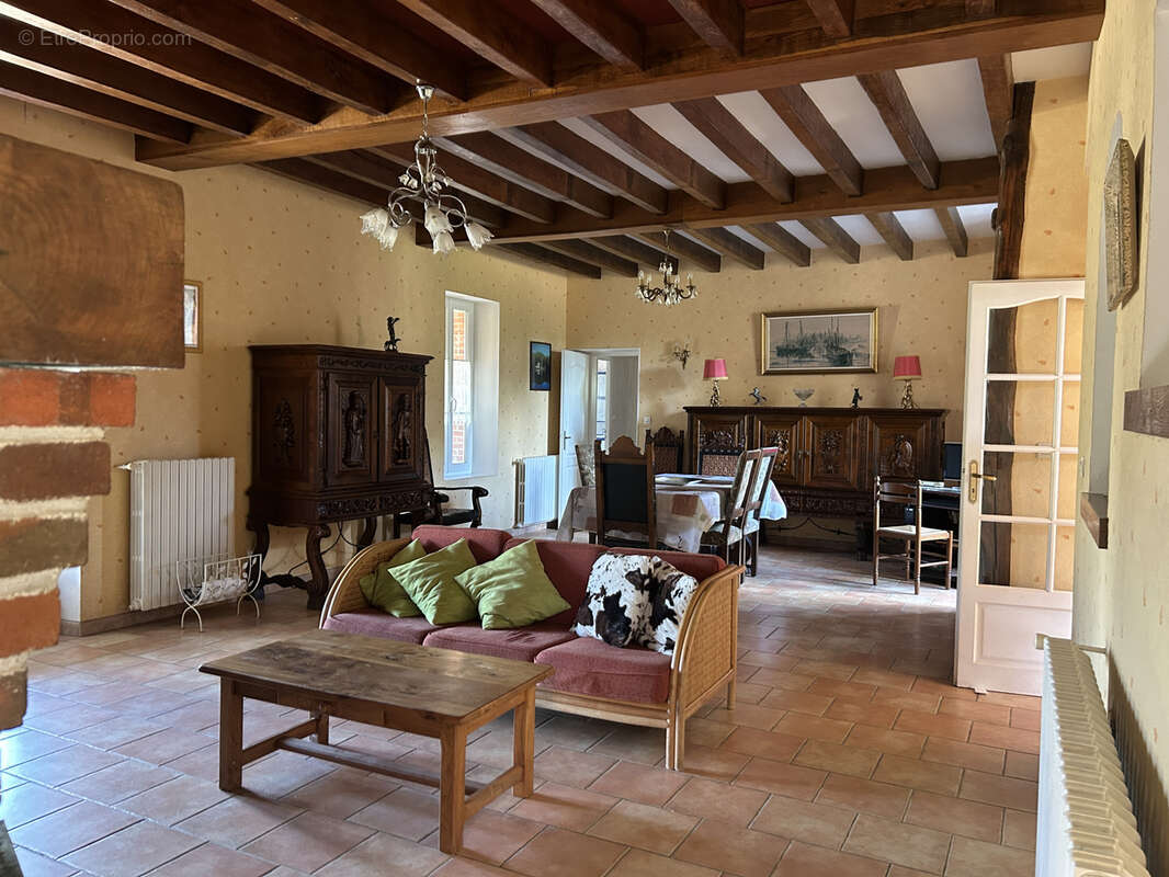 Propriété 2,2 ha avec étang, ancien corps de ferme, parc aboré, prairie - photo 6