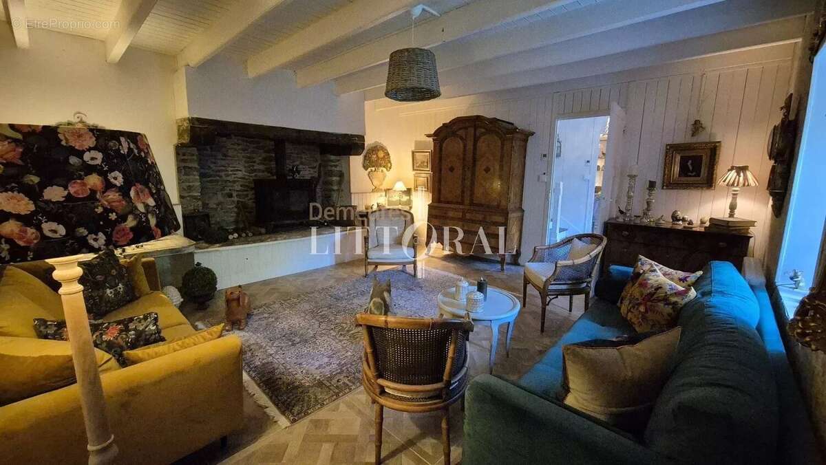 Maison à CLOHARS-CARNOET