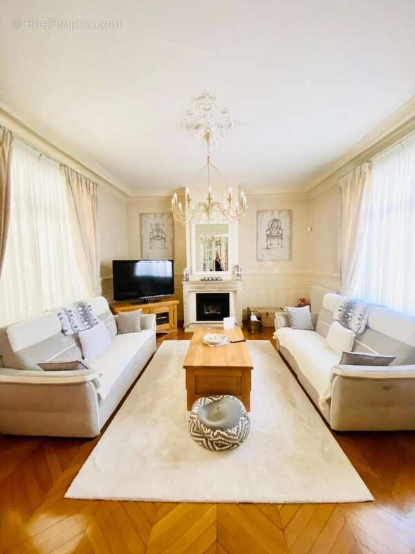 Photo 3 - Maison à SAINT-QUENTIN