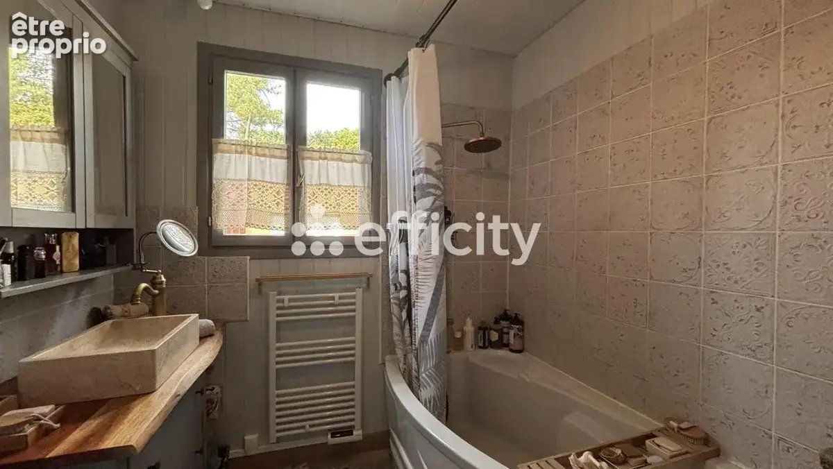 Maison 8 pièces 175 m² à vendre à Cissac-Medoc (33250) - photo 16