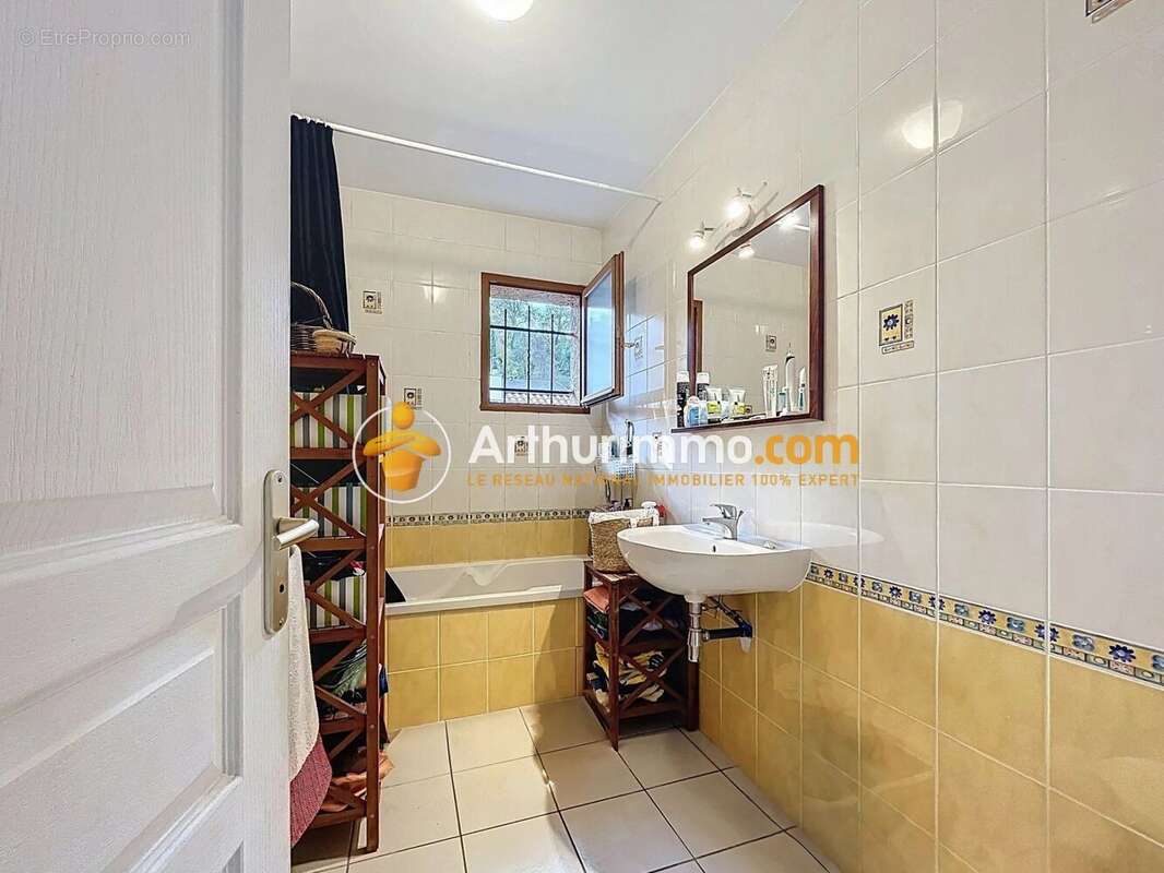 Maison à BOURGOIN-JALLIEU