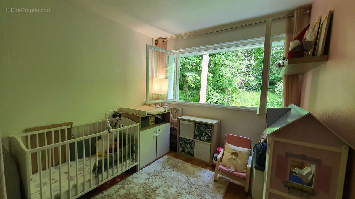 Appartement à L&#039;ETANG-LA-VILLE