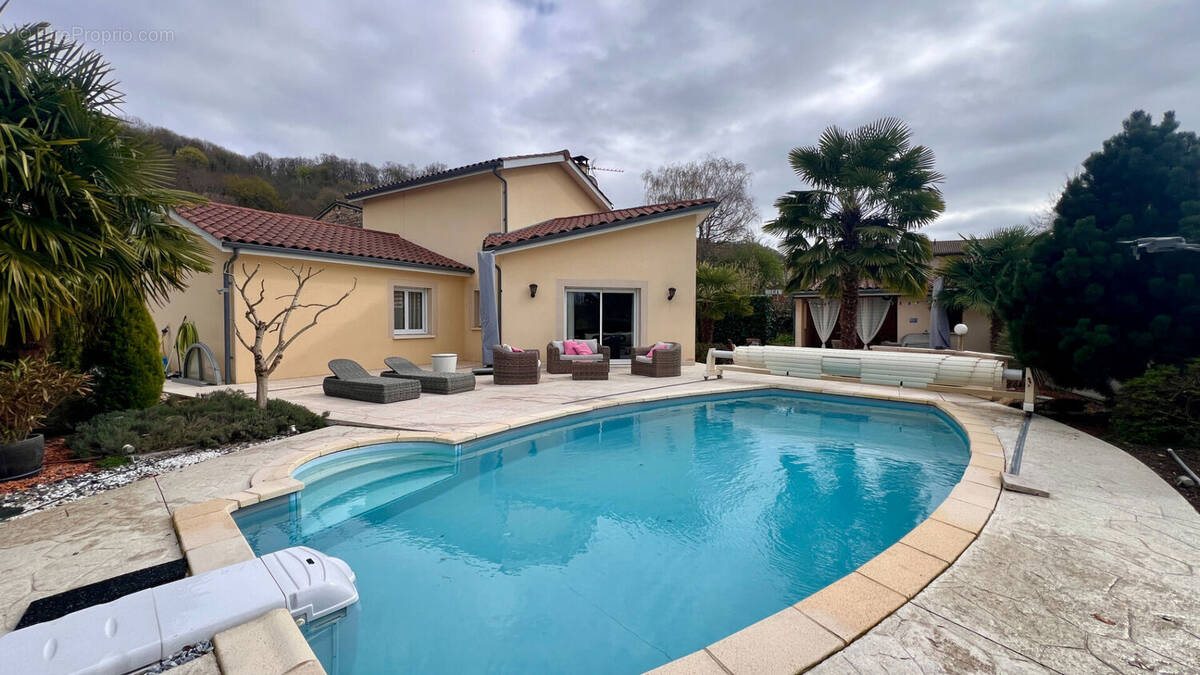Maison à DOUVRES