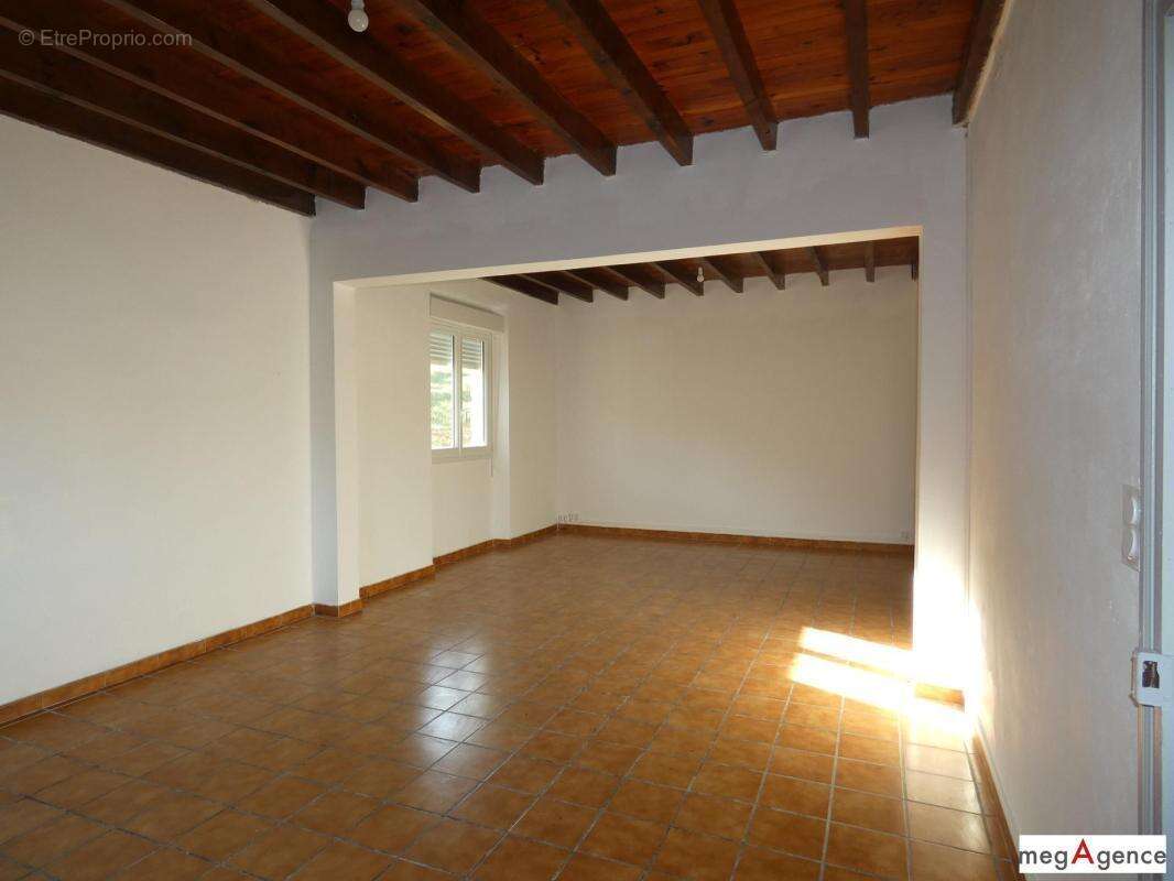 Corps de ferme et ses terres - photo 2