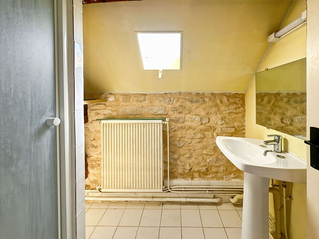 Maison à VIENNE-EN-ARTHIES