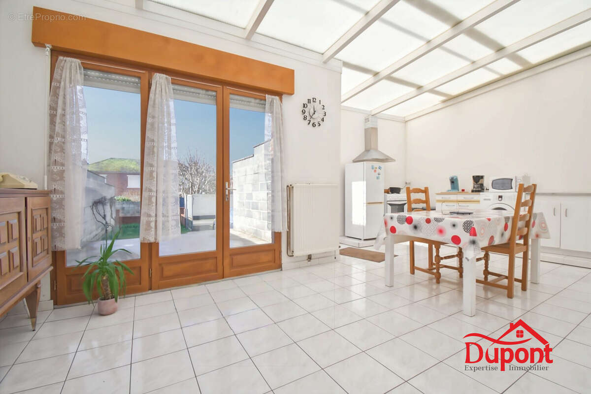 Maison à DOUCHY-LES-MINES