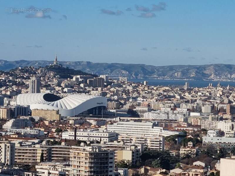 Appartement à MARSEILLE-9E