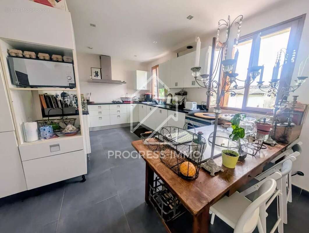 Maison à JOINVILLE-LE-PONT