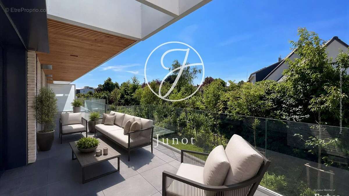 Marcq-en-Baroeul - CENTRE - Appartement à vendre - 140 m² - 4 pièces - Terrasse - Deux box - photo 4