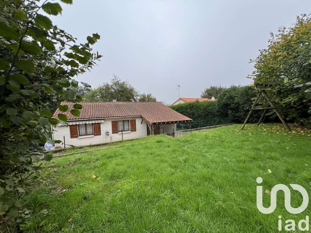 Photo 2 - Maison à LA TESSOUALLE