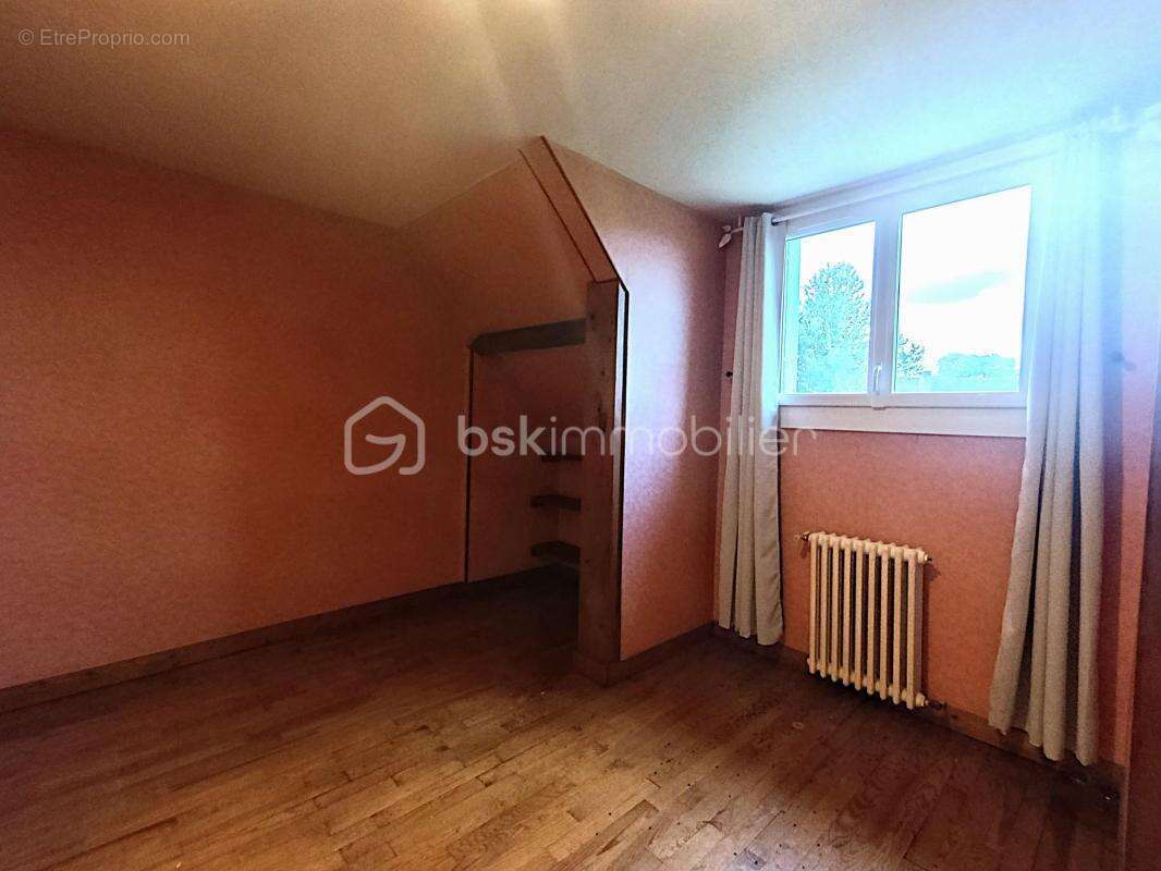 Maison à LE MOLAY-LITTRY