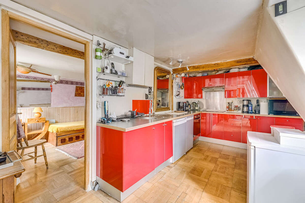 Appartement à PARIS-2E