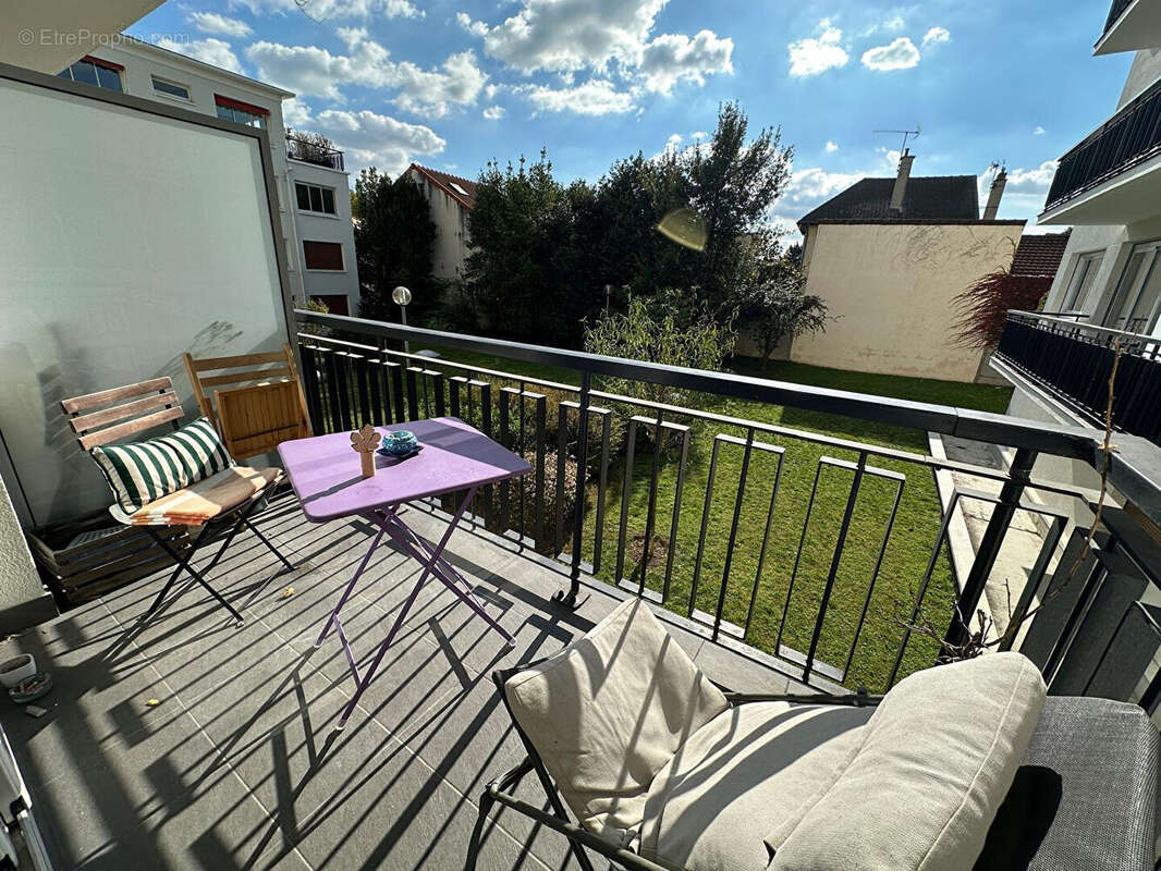 Appartement à SURESNES