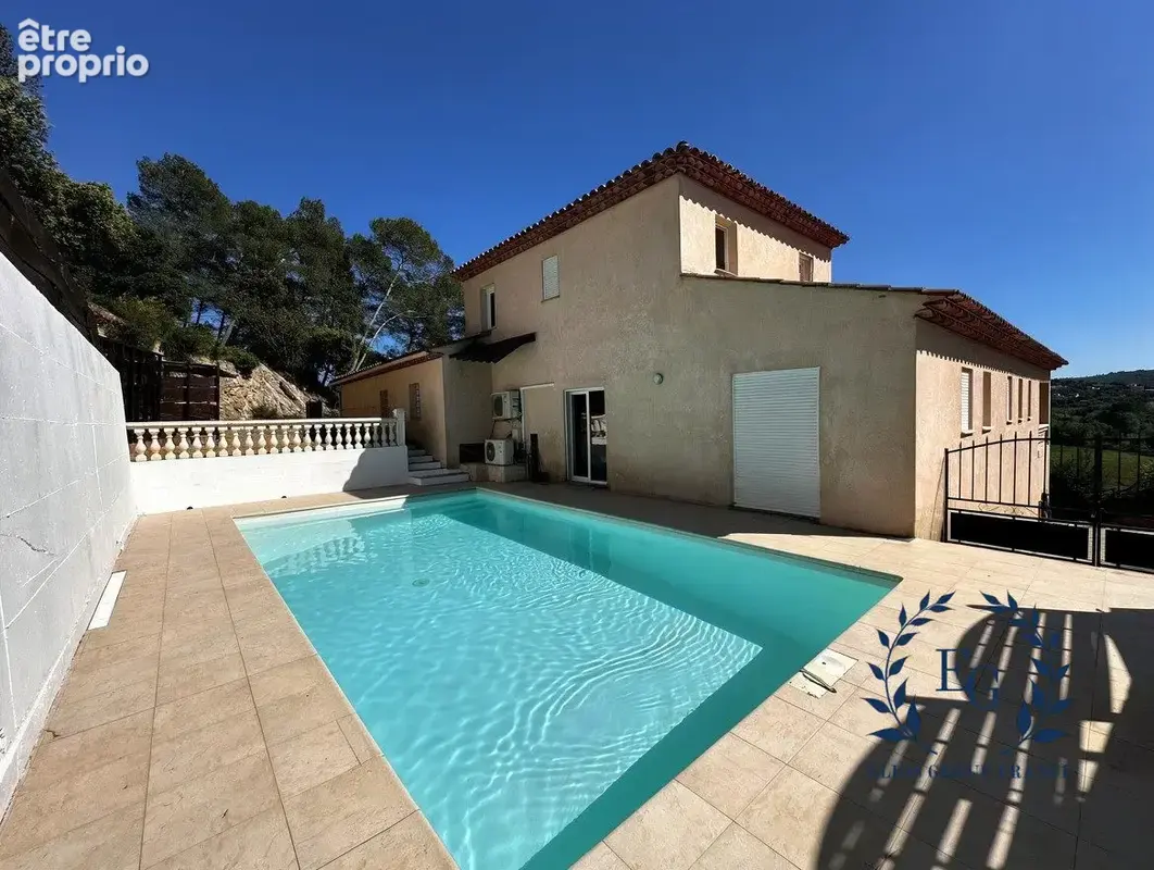 Maison 7 pièces 190 m² à vendre à Carces (83570) - photo 3