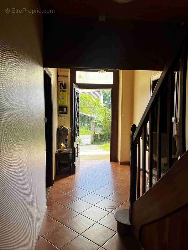 Maison 120 m² à Chasseneuil-Sur-Bonnieure  - photo 4
