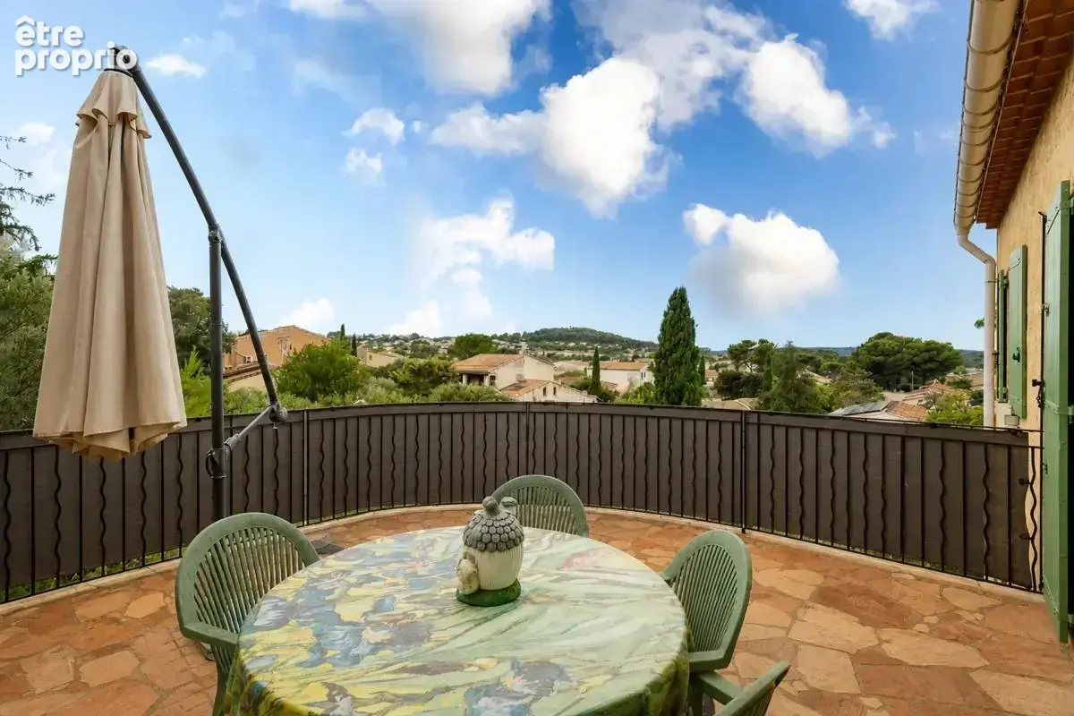 Maison 5 pièces – 159,43 m² – Piscine – Appartement indépendant - photo 3