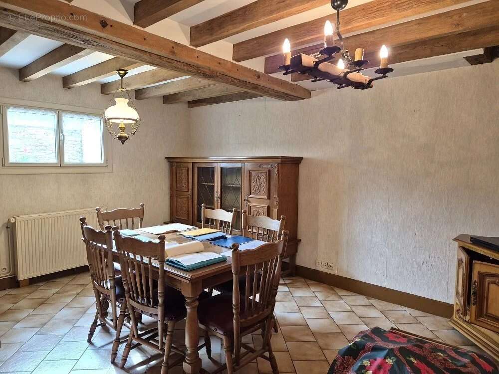 Maison à BOISCOMMUN