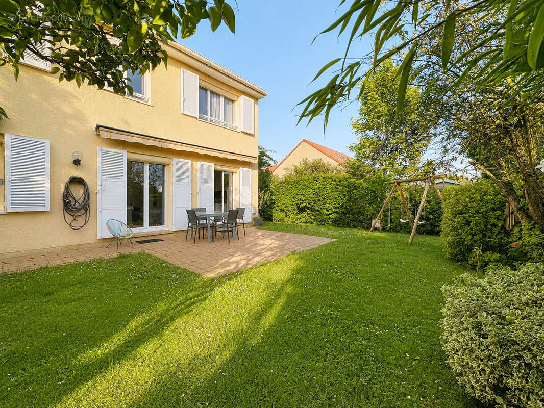 Maison à OSNY
