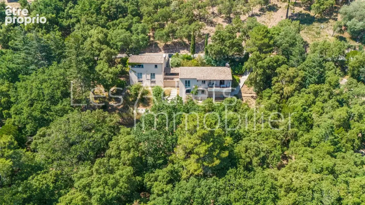 Photo Maison à Les Adrets-De-L'esterel au prix de 680 000€