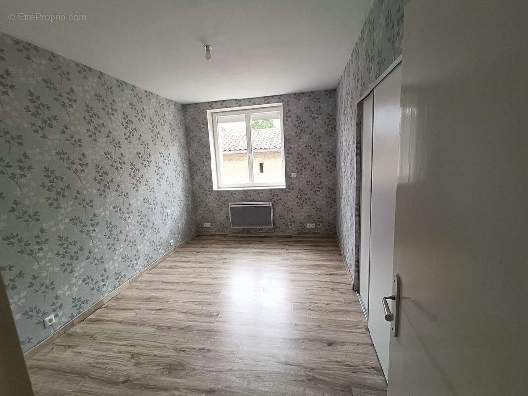 Appartement à BERNOS-BEAULAC