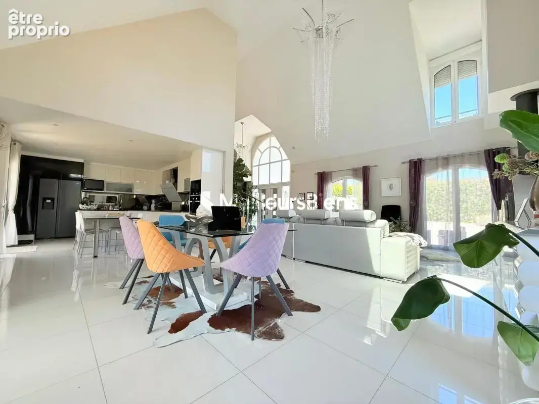 Maison 250 m² à Luzarches, 5 chambres et sous-sol aménagé - photo 8
