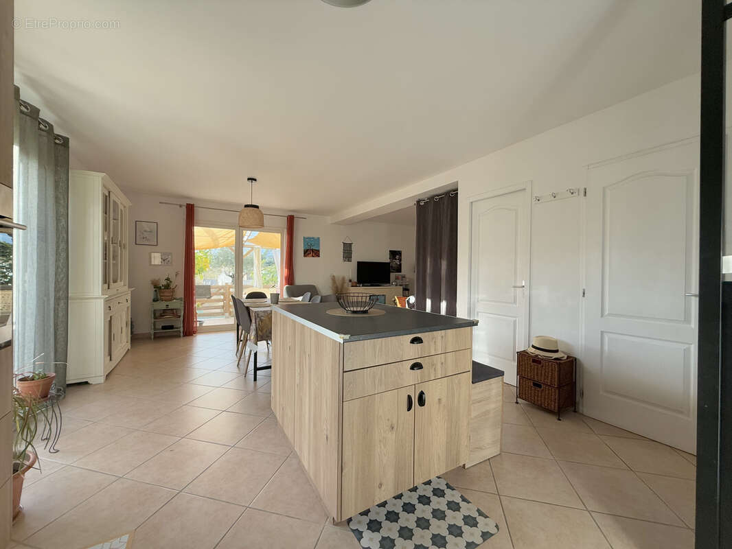 Maison à AIGUES-VIVES