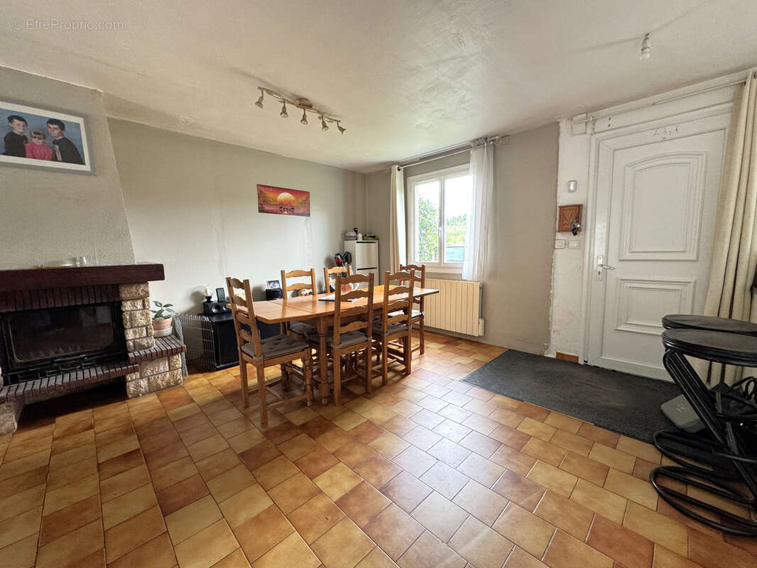 Maison familiale 5 chambres à 5 mn de la gare de Bueil - photo 5