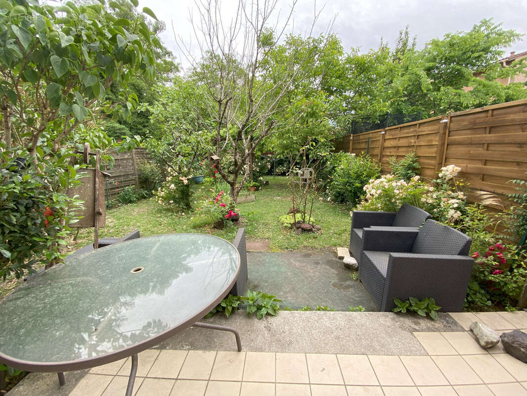 Maison à VILLENAVE-D&#039;ORNON